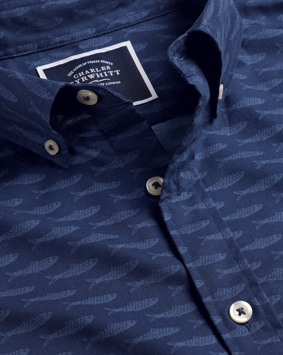 Charles Tyrwhitt Navy Blue Fish Print Slim Fit Ss Non-Iron Stretch Poplin Shirt