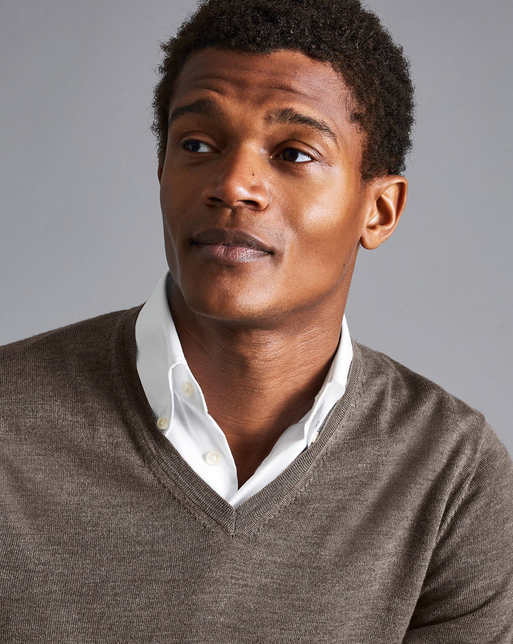 Mocha Pure Merino V Neck Jumper