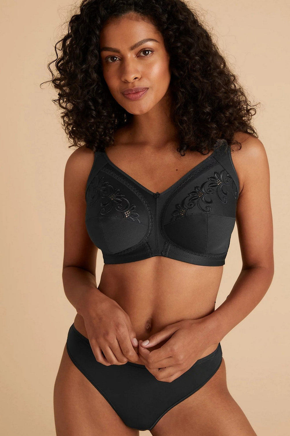 M&S N/W Total Support Full Cup With Lace Emb.T33/8020