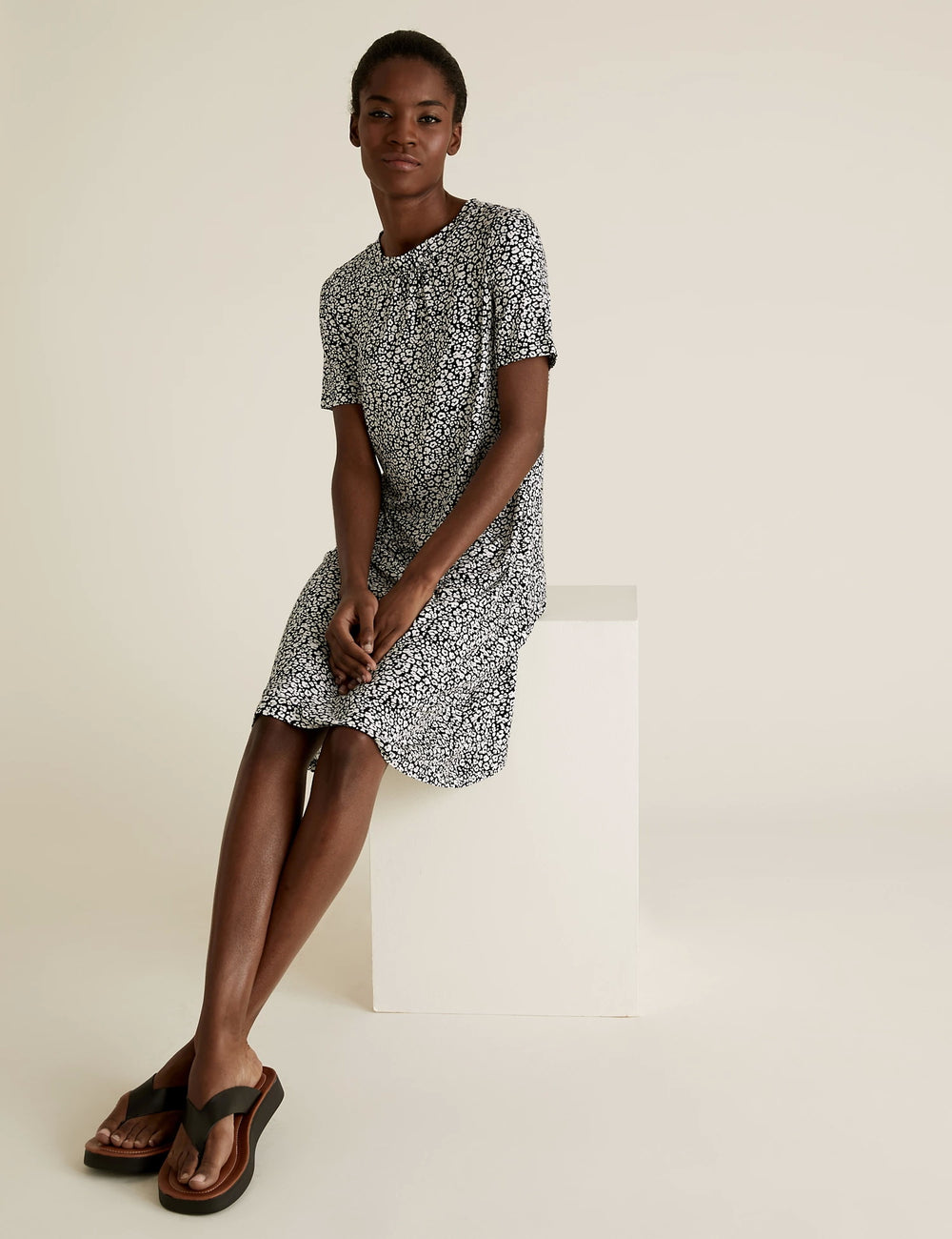 M&S Ladies Nighty T42/4008