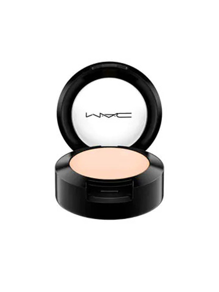 MAC Concealer Studio Finish # NW15