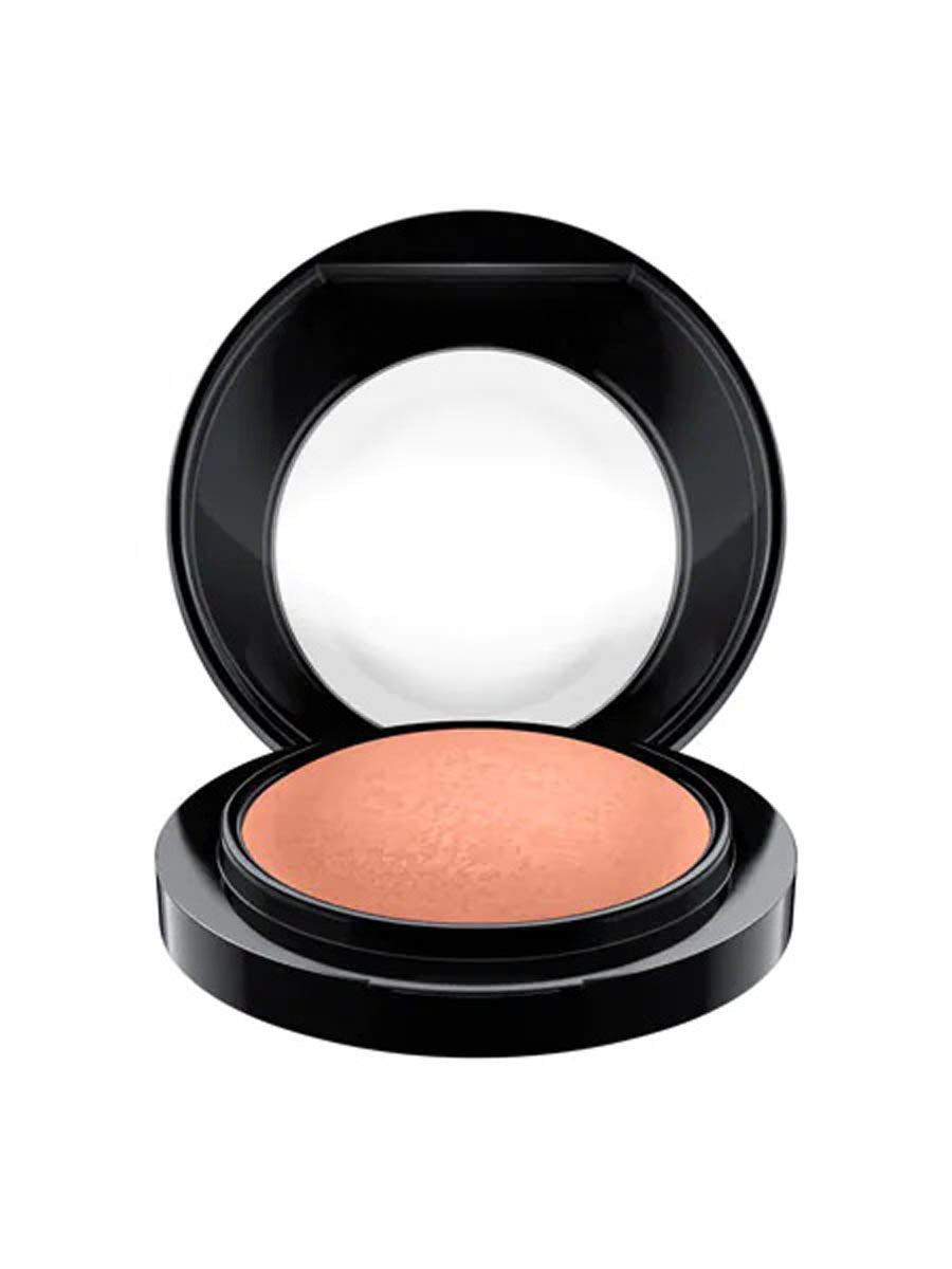 MAC Mineralize Blush on Naturally Flawless 4G