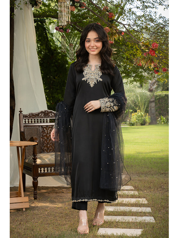 Minnie Threads MT-LEYLA-BLACK-1021