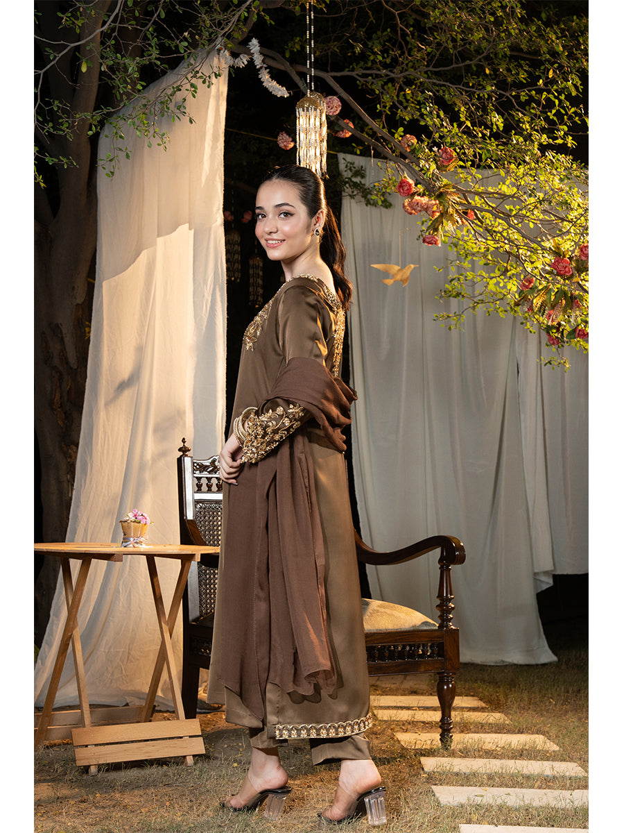 Minnie Threads MT-HAZEL-BROWN-1030