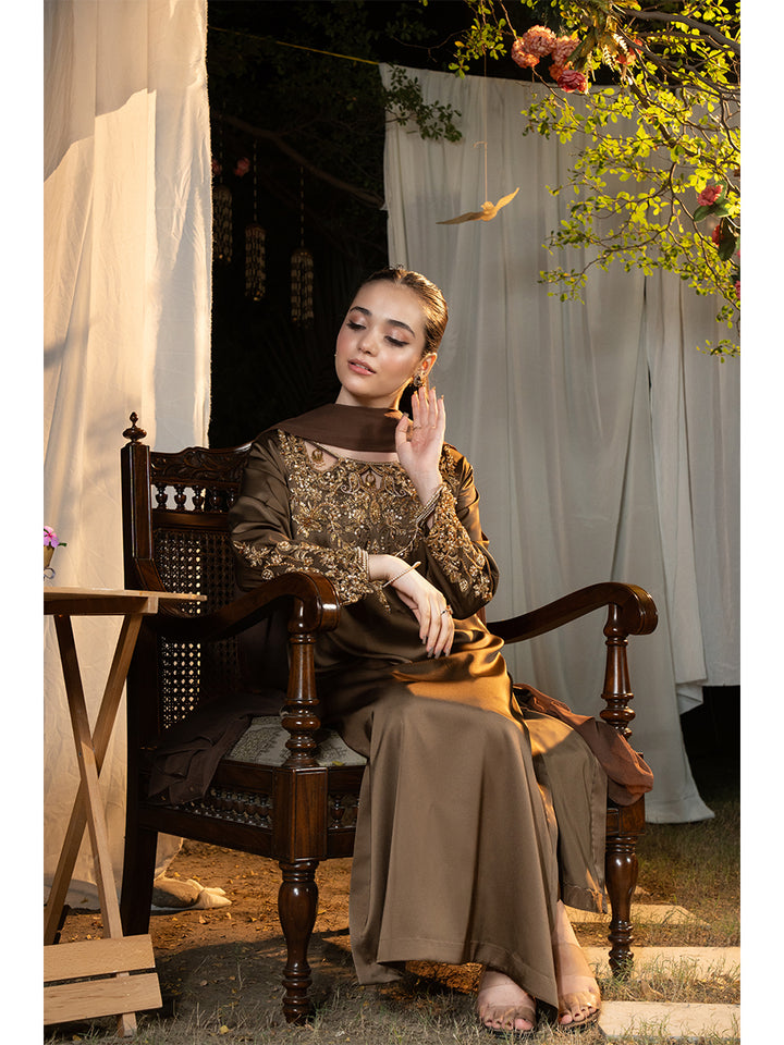 Minnie Threads MT-HAZEL-BROWN-1030