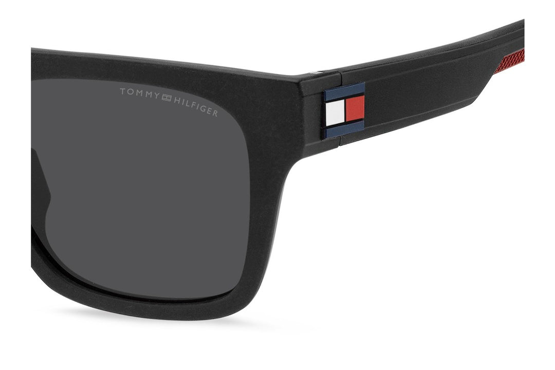 TOMMY HILFIGER Sunglass TH 1976/S 52 BLX