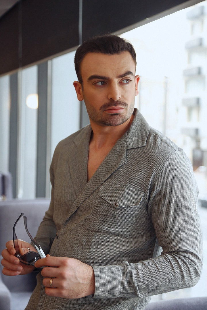 Modern Smart Fit Cross-Cut Suit