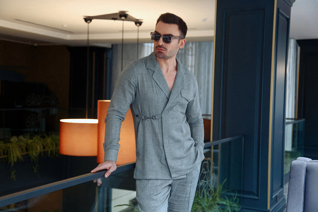 Modern Smart Fit Cross-Cut Suit
