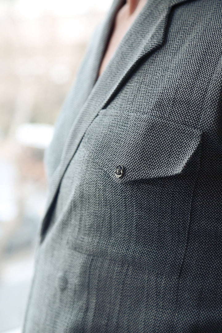 Modern Smart Fit Cross-Cut Suit