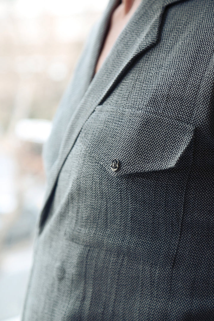 Modern Smart Fit Cross-Cut Suit