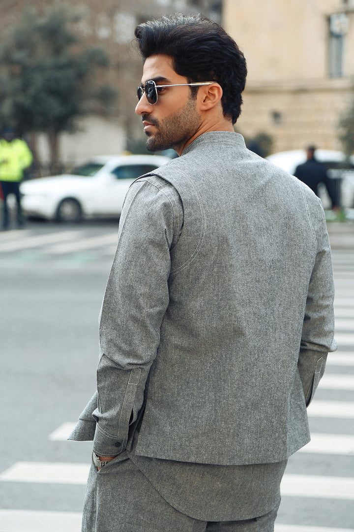 2-Piece Modern Suit with Separate Waistcoat
