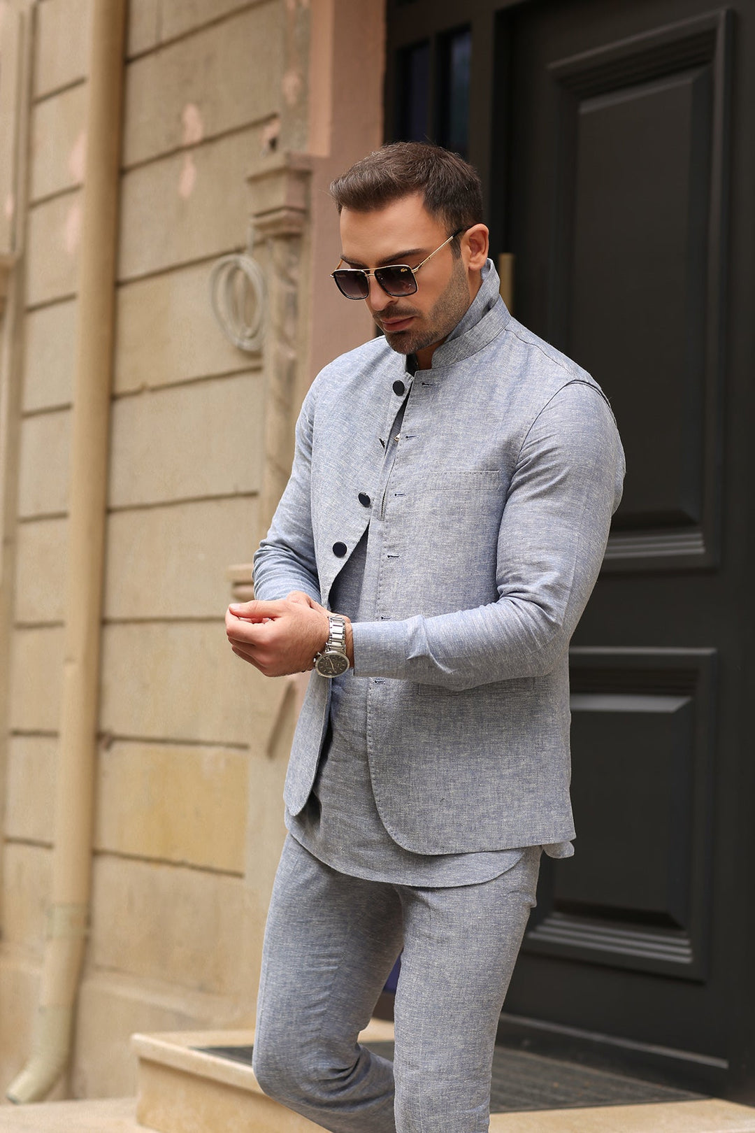 2 Piece Modern Suit With Separate Waistcoat