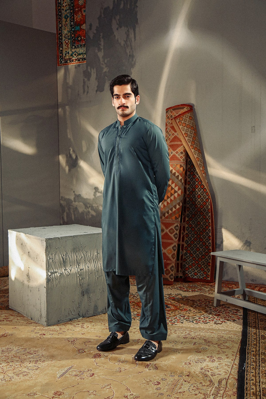 KAMEEZ SHALWAR