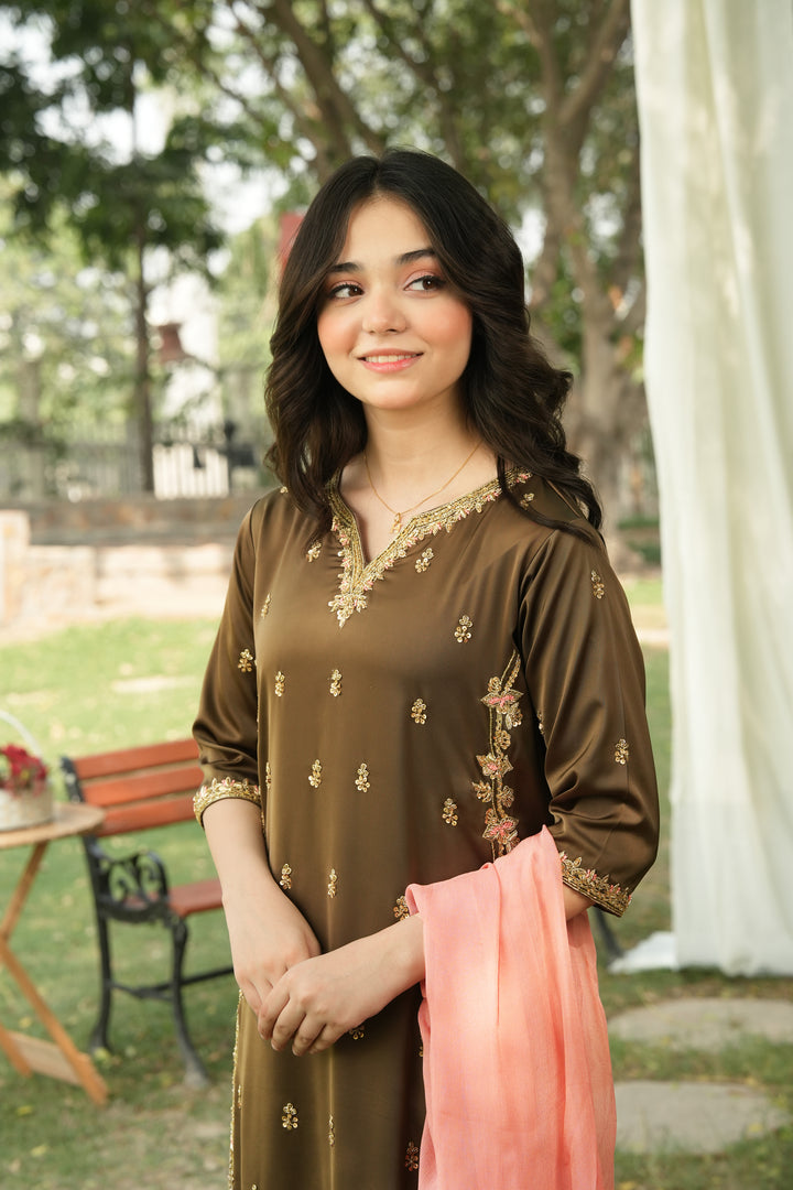 Minnie Threads MT-HANDE-BROWN-1038