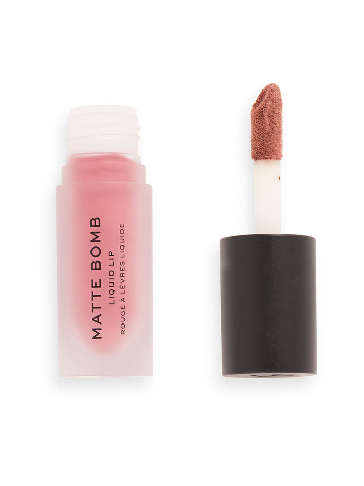Makeup Revolution Matte Bomb Clueless Fuchsia