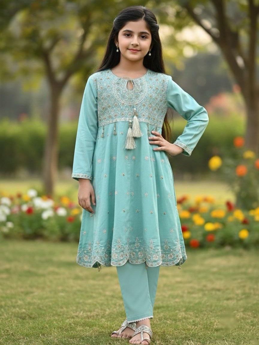 Tony Land Girls Trouser Suit #26-407 (S-26)