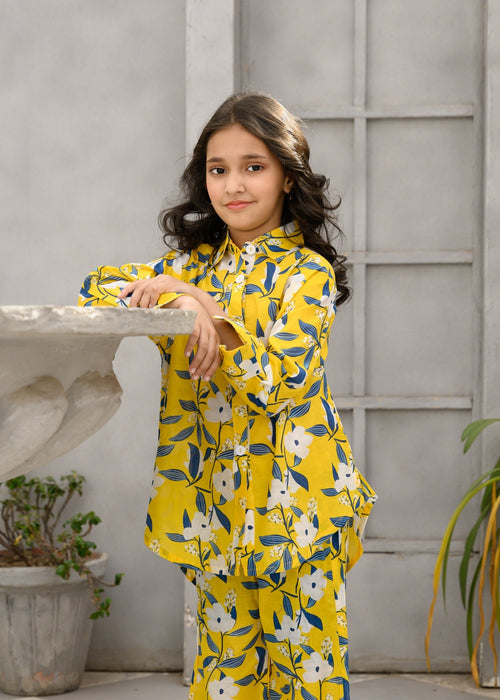 Superstar Girls Trouser Suit #076 (S-26)