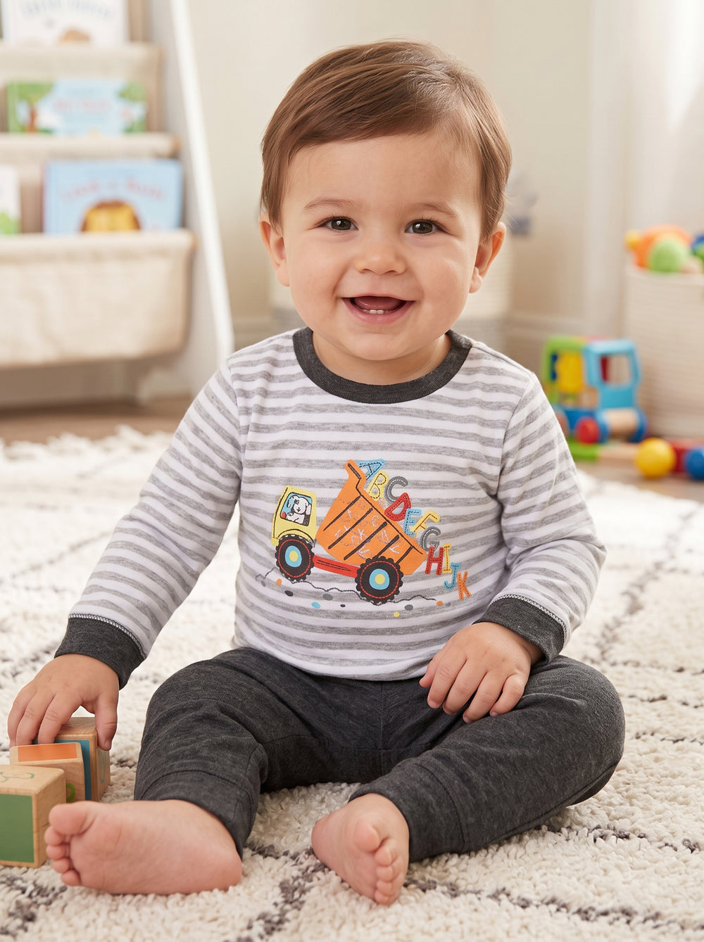 Little Me Boys Pajama Suit L/S #32 (W-26)