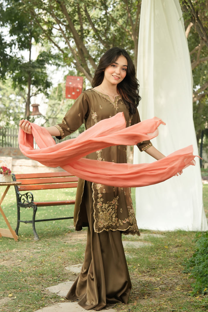 Minnie Threads MT-HANDE-BROWN-1038