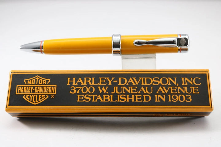 Harley Davidson -Yellow