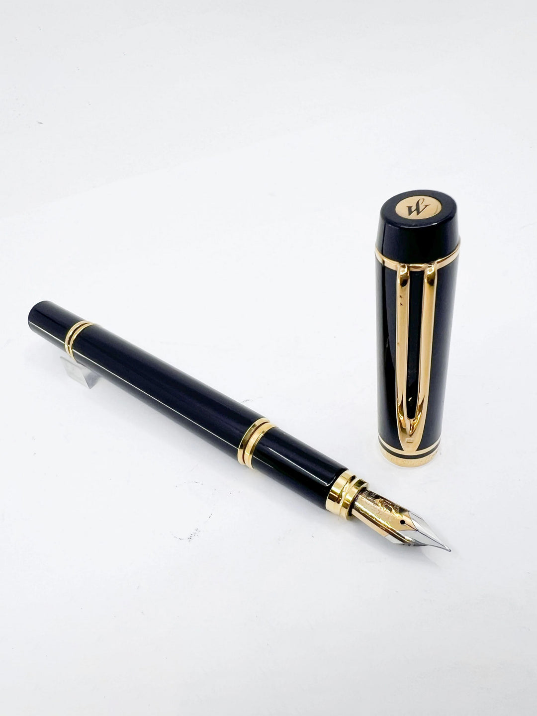 Waterman Le Man 100 Glossy - Black Lacquer.