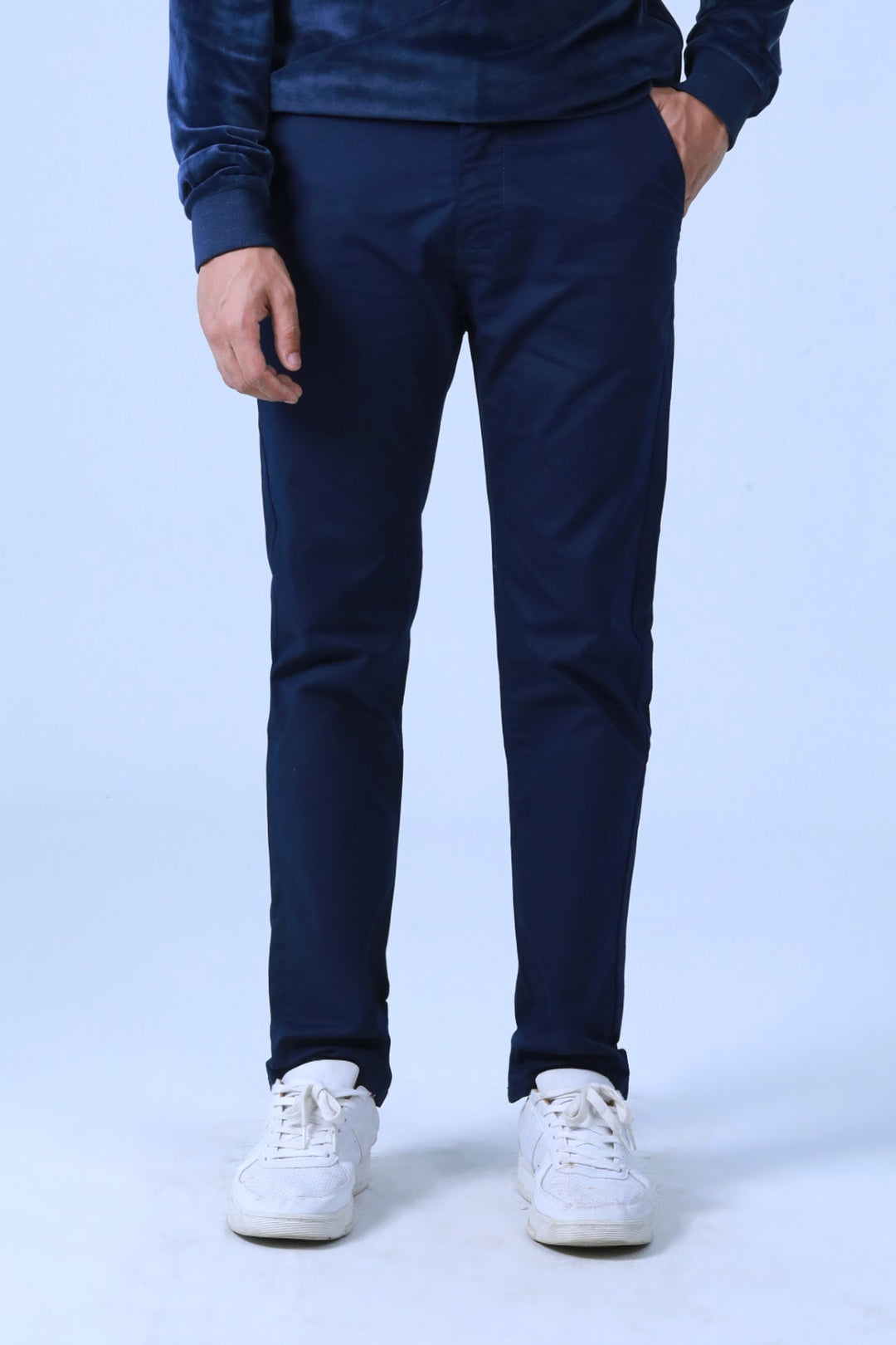 SLIM FIT CHINOS