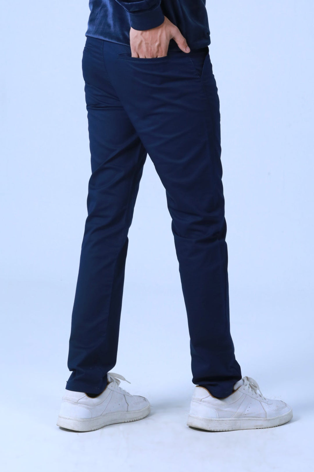 SLIM FIT CHINOS