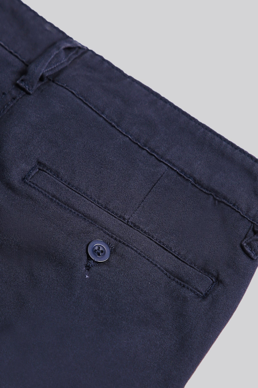 STRAIGHT SLIM FIT CHINOS