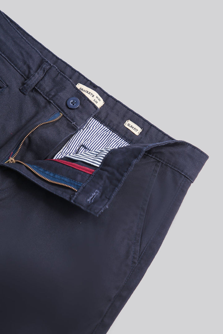 SLIM FIT CHINOS