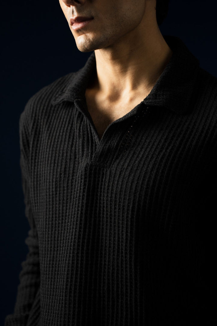 V-NECK SWEATER