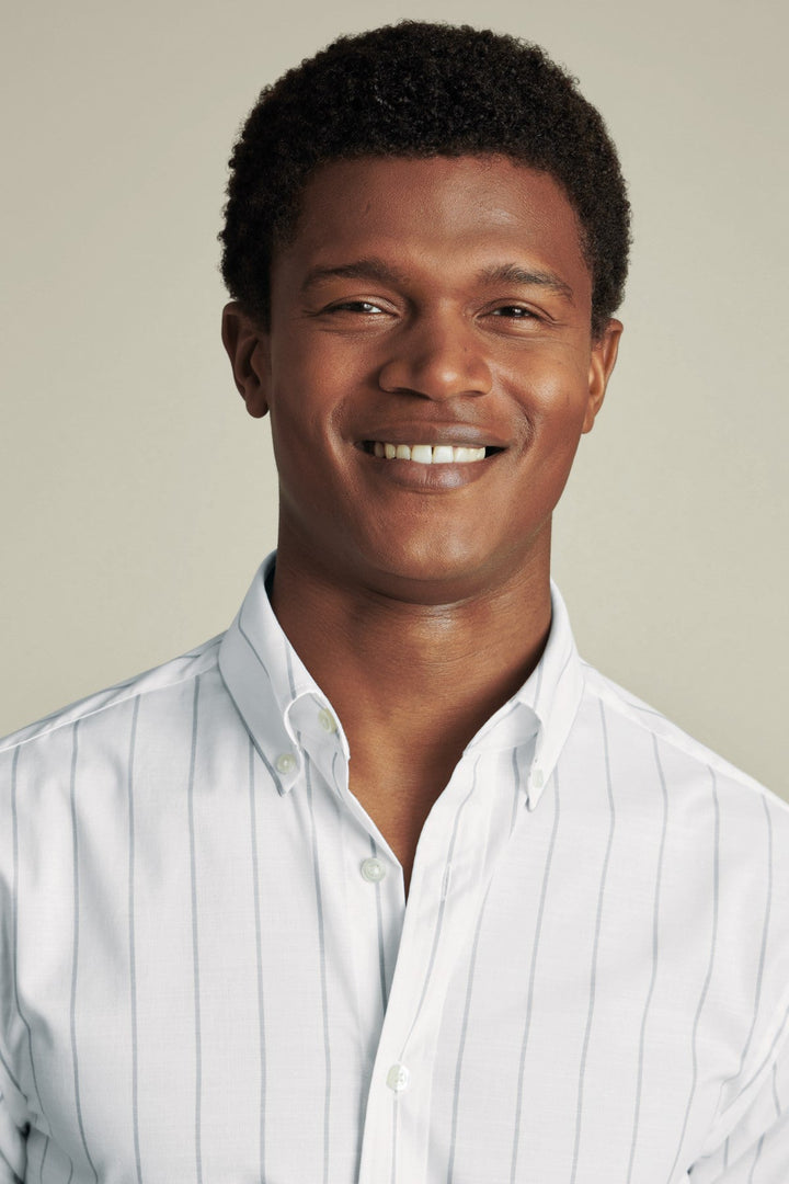 White & Blue Pinstripe Non-Iron Stretch Poplin Slub Ss Sf Shirt