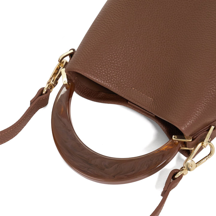 DHARLA - BROWN
