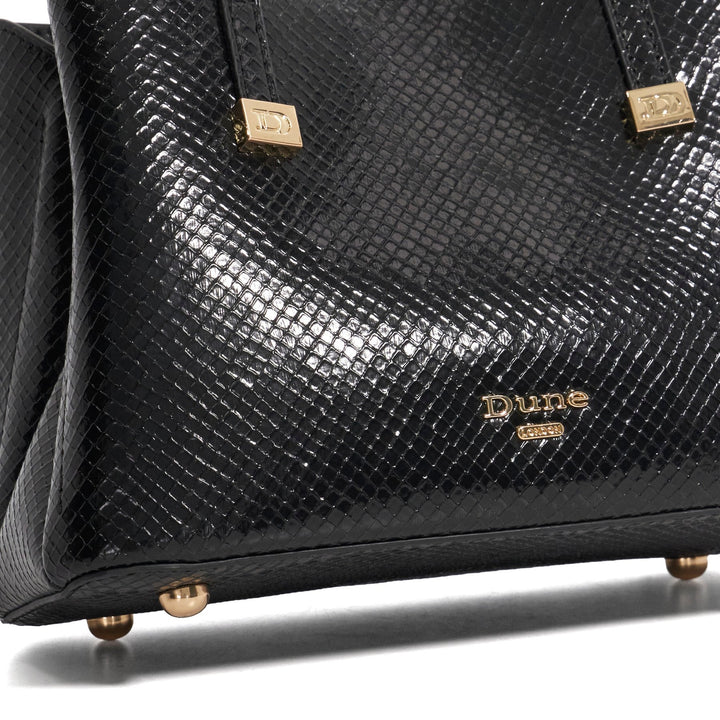 DOMINANTLY - BLACK