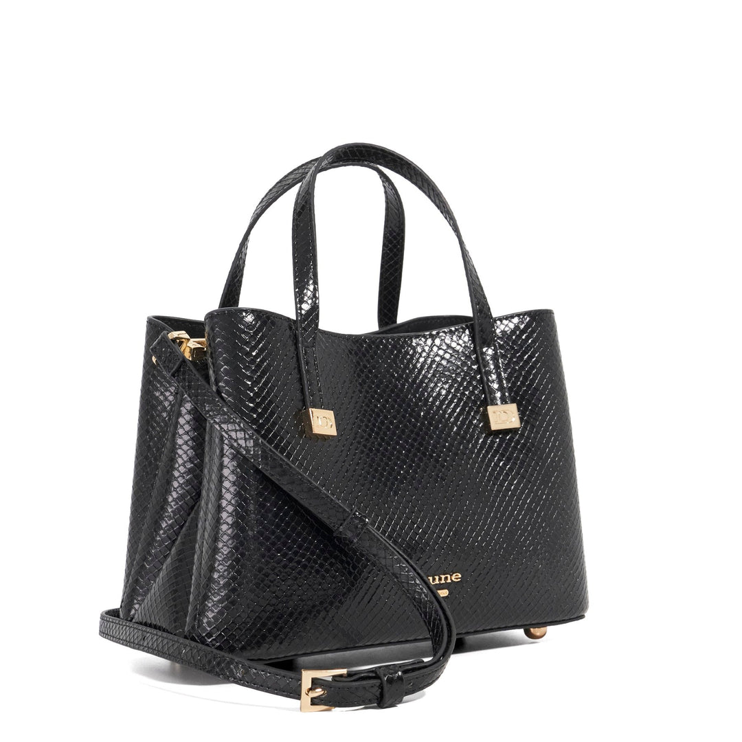 DOMINANTLY - BLACK
