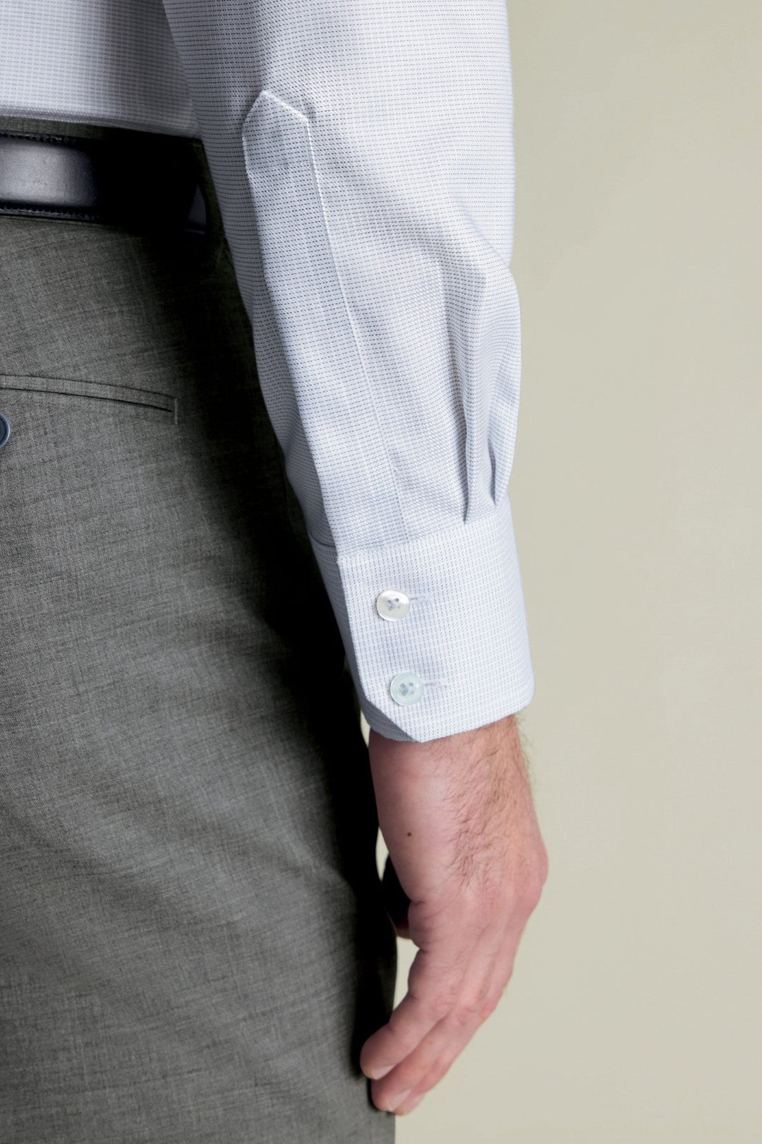 Silver Grey Non-Iron Stretch Greenwich Weave Cutaway Slim Fit Shirt