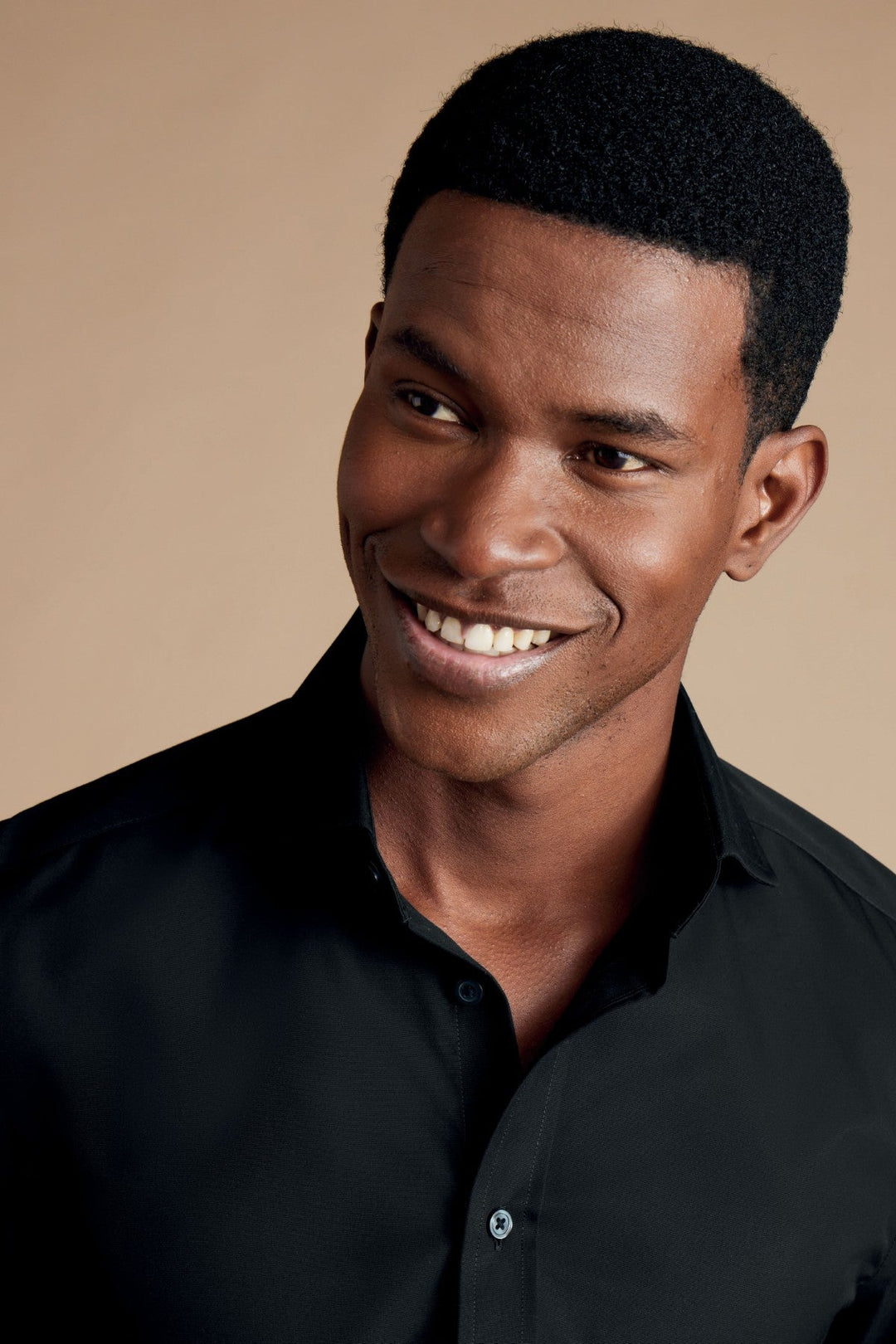 Black Non-Iron Poplin Cutaway Slim Fit Shirt