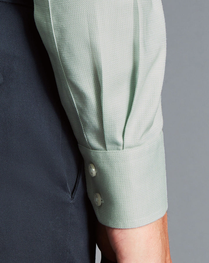 Charles Tyrwhitt Green Non-Iron Richmond Weave Cutaway Slim Fit Shirt