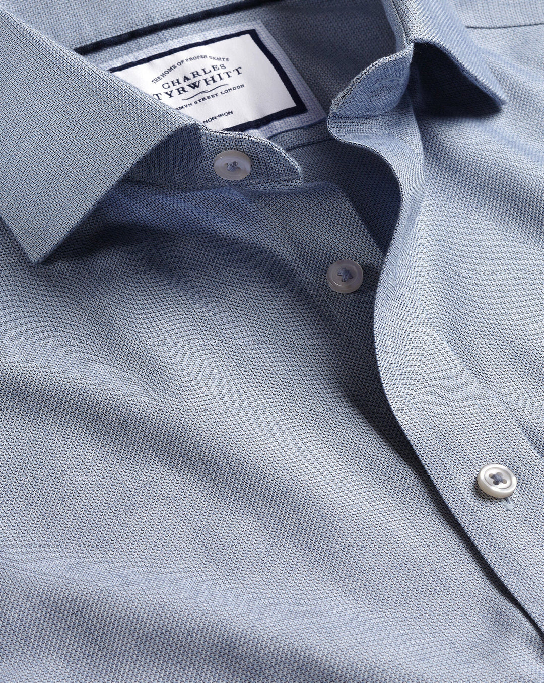 Charles Tyrwhitt Indigo Blue Non-Iron Richmond Weave Cutaway Slim Fit Shirt