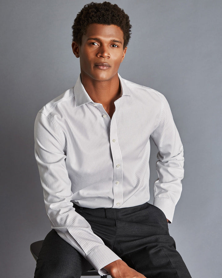 Charles Tyrwhitt Light Grey Non-Iron Richmond Weave Stripe Cutaway Slim Fit Shirt