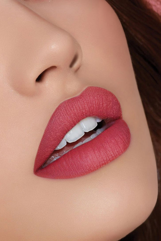VIDA Matte Matters Lip Stick T1
