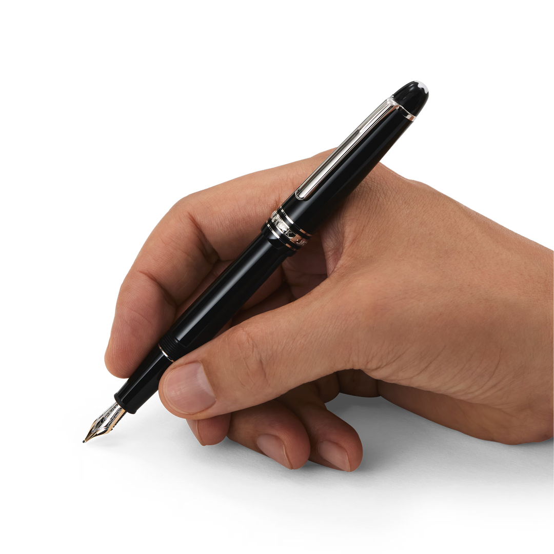 Meisterstück Classique Fountain Pen MB132468