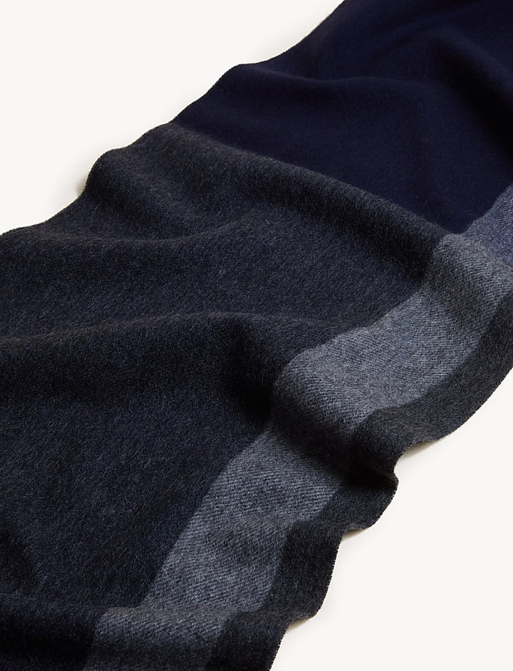 M&S Men Merino wool Scarf T09/6208