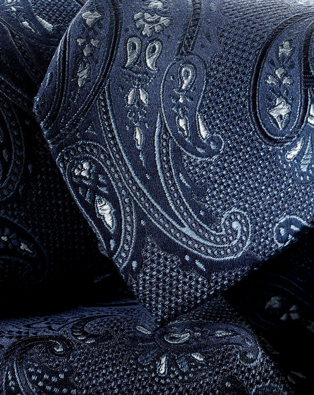 Charles Tyrwhitt French Blue Silk Paisley Tie