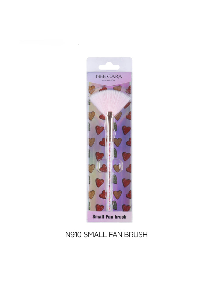 Nee Cara Small Fan Brush N910 (Thai)