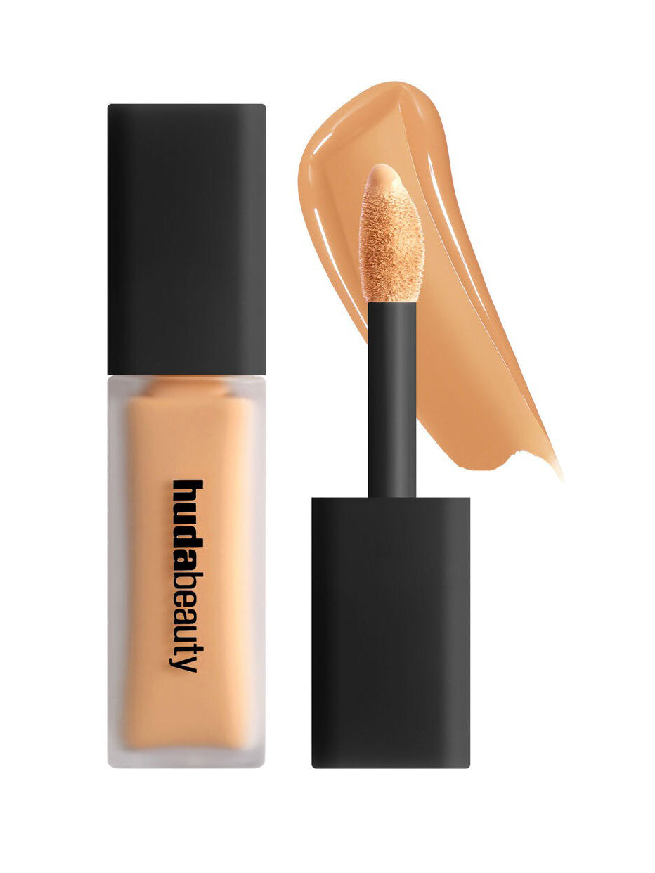 Huda Beauty Faux Filter Luminous Matte Liquid Concealer Toasted Almond 5.3G 9ml