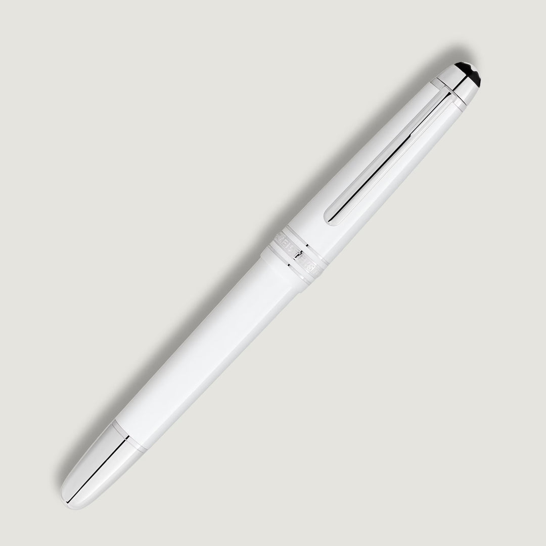 Meisterstück White Classique Fountain Pen (M) MB137120