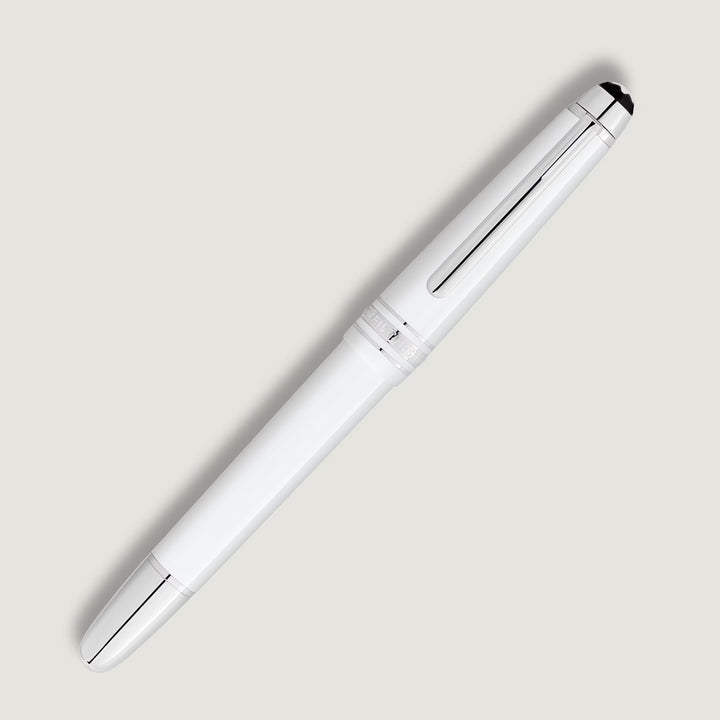 Meisterstück White Classique Fountain Pen (M) MB137120