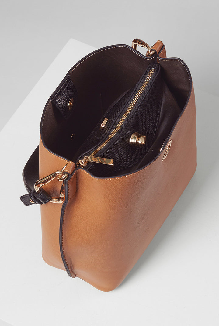 Celia Di Camel/Black Hobo Tote