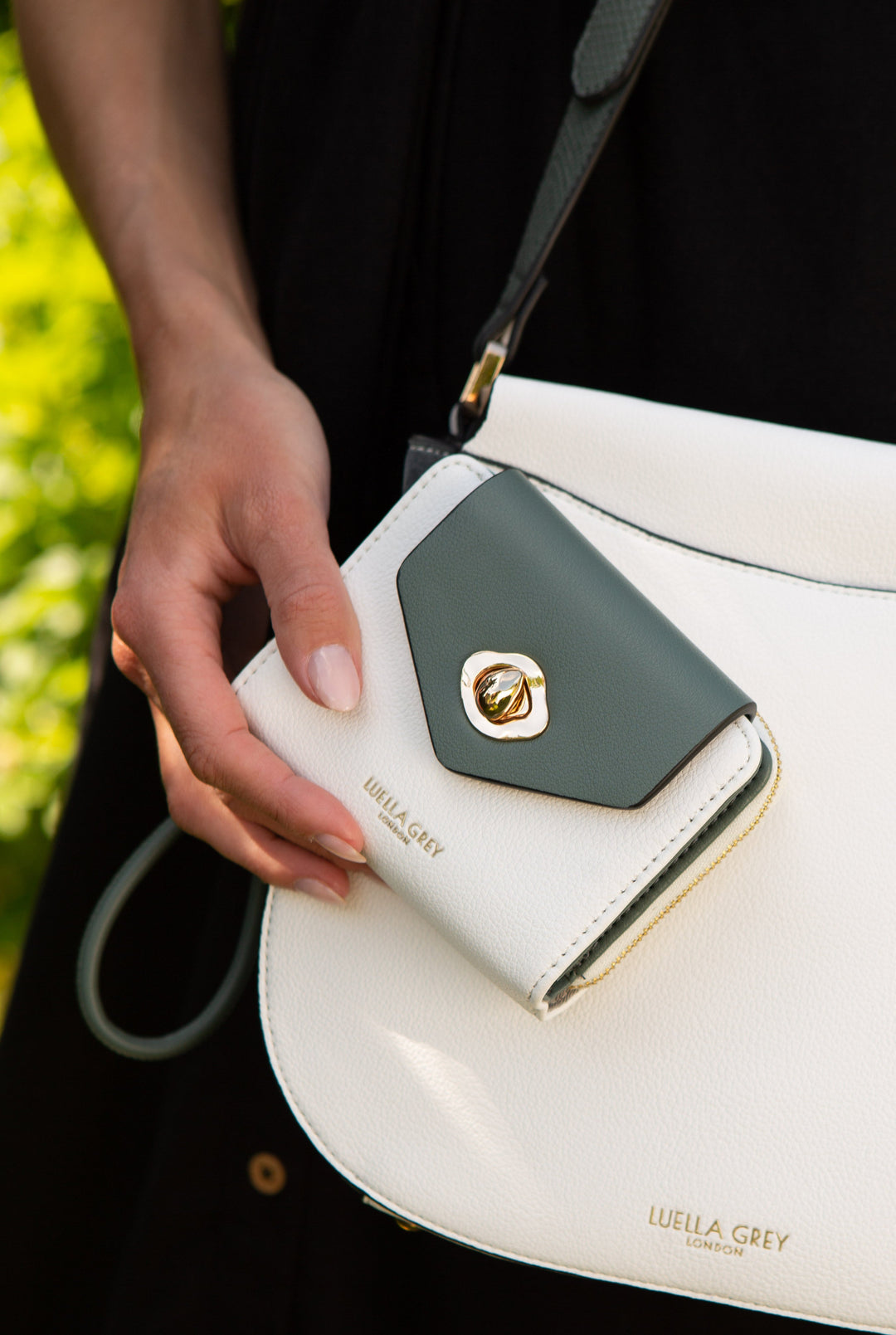 Hettie White/Sea Green Purse