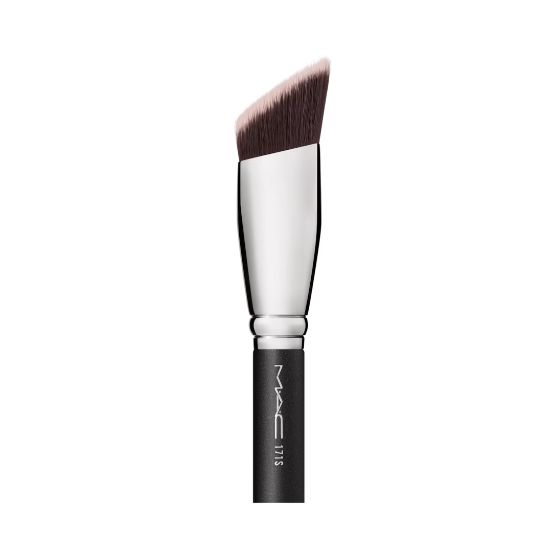 Mac Smooth Edge All Over Face Brush